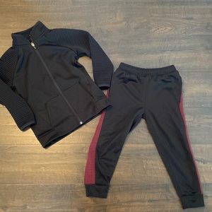 Old Navy- size xs/5 go dry active wear set excellent condition!